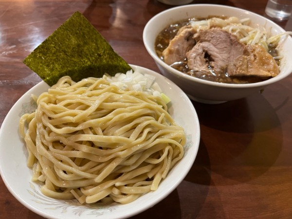 「豚骨魚介つけ麺(大)」@ラーメン 滋悟郎の写真