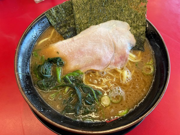 「中盛ラーメン」@王道家直伝 との丸家 八潮店の写真