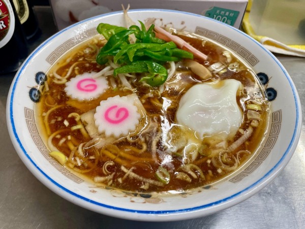 「サッポロ赤星＋キリンラガー＋チャシュー皿→五目そば」@中華そば みたかの写真