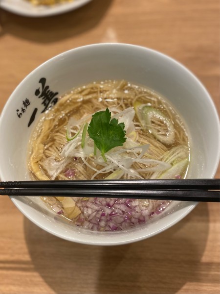 「塩らぁ麺」@らぁ麺 一善の写真