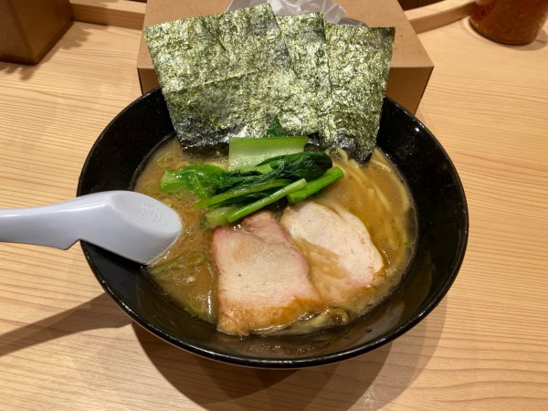「ラーメン800円」@今野家 大船店の写真