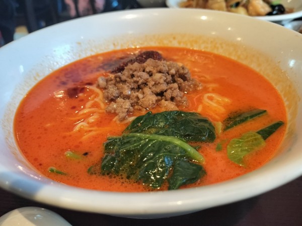 「担々麺」@京華茶楼 新橋店の写真