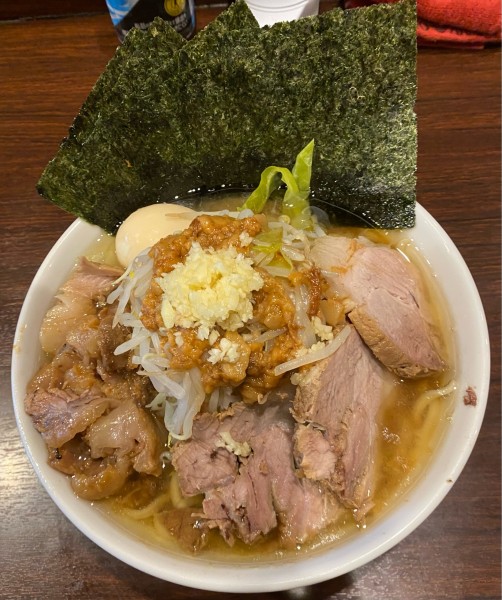 「ラーメン  豚増し  おいしい脂  味玉  のり」@ピコピコポンの写真