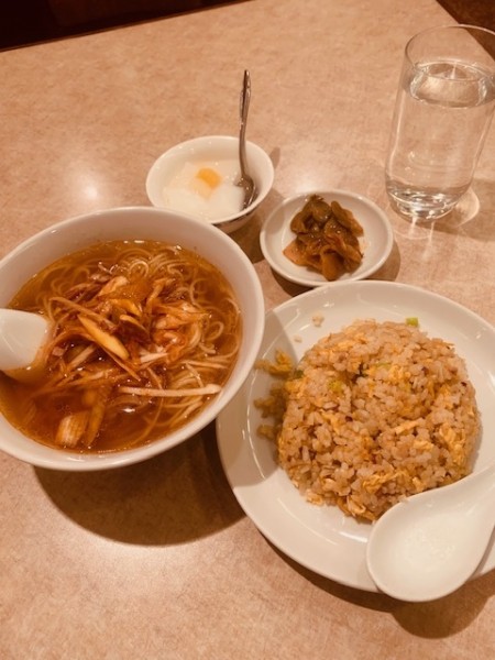 「ネギそば+チャーハン（平日ランチ） 750円」@白鳳 新館の写真