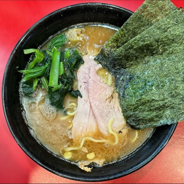「ラーメン」@杉田家 千葉駅前店の写真