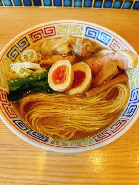 「特製中華そば」@ほっこり中華そば もつけの写真