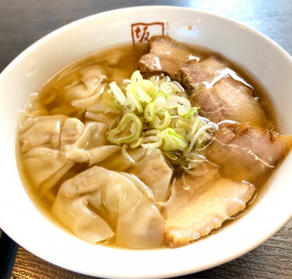 「喜多方わんたんラーメン」@喜多方ラーメン 坂内 岩槻店の写真