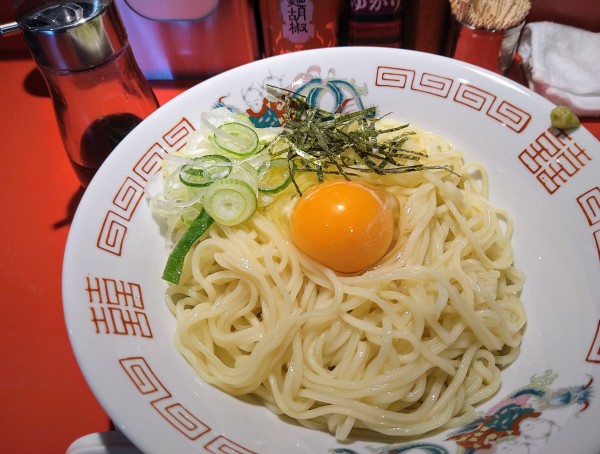 「卵かけ麺 ￥450」@マルフル食堂 市役所通り店の写真