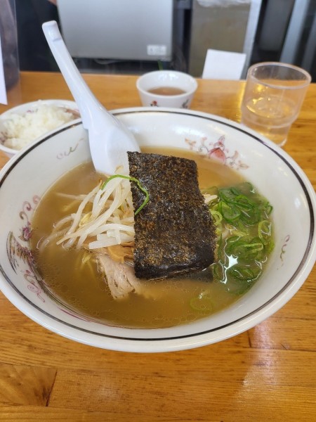 「醤油ラーメン」@ハルピンラーメン 本店の写真