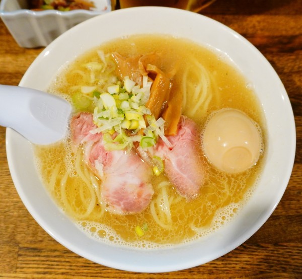 「塩そば＋味玉＋生ビール」@燦燦斗の写真