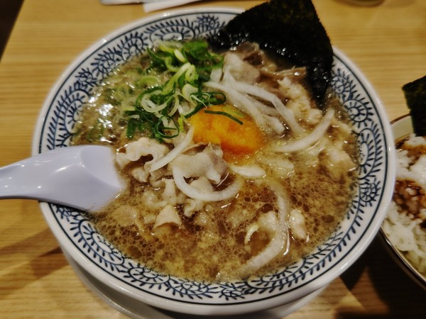 「熟成醤油肉そば」@丸源ラーメン 入間インター店の写真