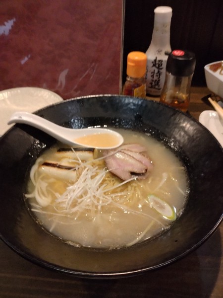 「あいち鴨の純鴨だし塩ラーメン」@創作美味 わっぽいの写真