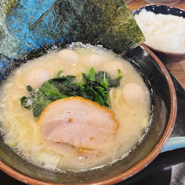 「半ラーメン 塩 800円」@横浜家系ラーメン 太田商店 MAXの写真