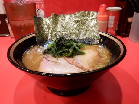 「ラーメン」@横浜家系総本山 吉村家直系店 ラーメン内田家の写真