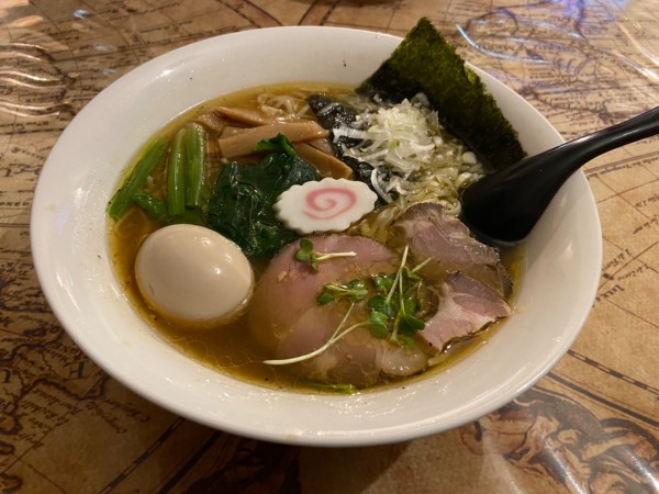 「醤油らーめん(850円)」@元祖ぢどりや 美味鶏の写真