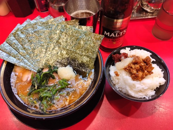 「ラーメン(並)¥800+のり¥100+ライス無料+瓶ビール」@横浜家系ラーメン 志田家 蒲田店の写真