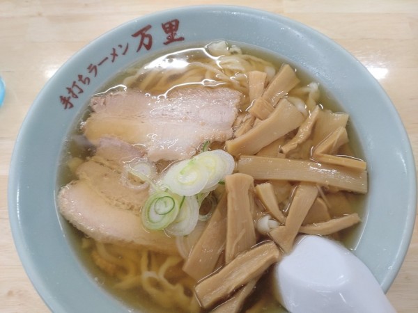 「メンマラーメン」@手打ちラーメン 万里の写真