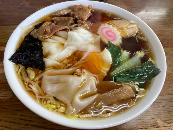 「ワンタンメン・トリ皮」@盛昭軒の写真