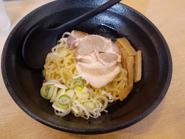 「しょうゆ油そば」@味の天徳 柿生店の写真