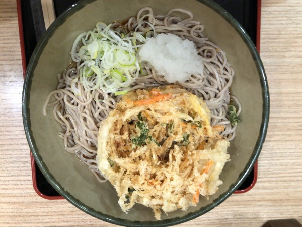 「冷かき揚げそば」@名代 箱根そば 経堂店の写真