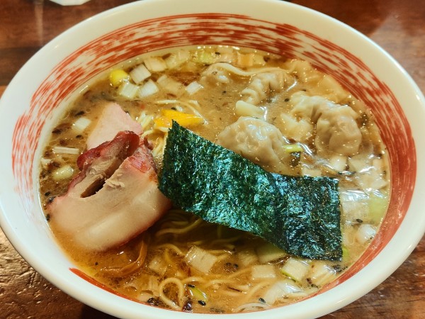 「味噌ワンタンメン」@麺屋 悠の写真