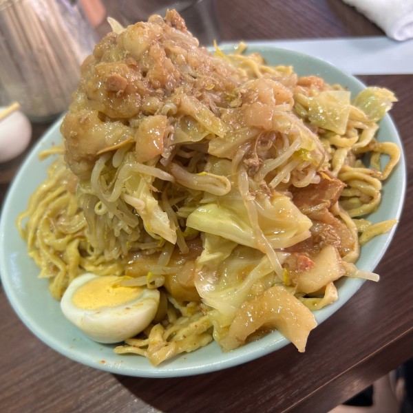 「魚豚アブラそば『コール』全部」@ラーメン富士丸  西早稲田店の写真