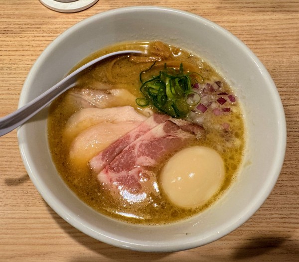 「特製はまぐり鶏白湯そば」@中華そば みかわの写真