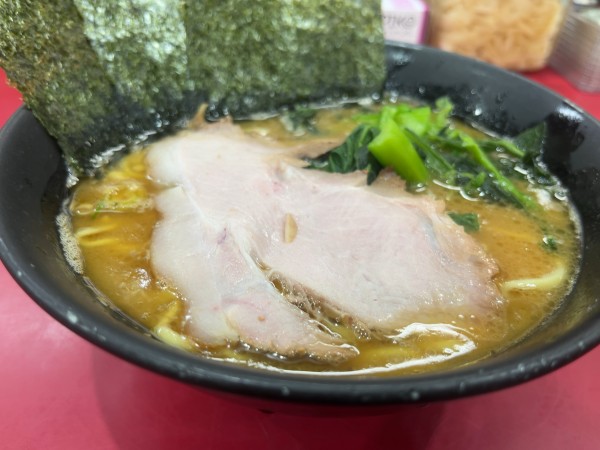 「ラーメン 並」@杉田家 千葉祐光店の写真