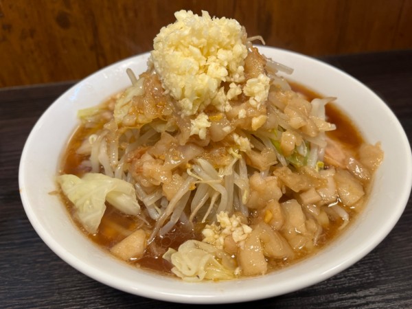 「ラーメン小」@六麓 豚らーめんの写真