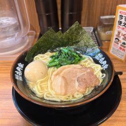 味玉ラーメン(¥1030)
