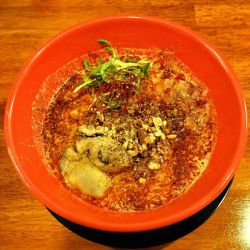 麻辣坦々麺 980円＋牡蠣 250円×2