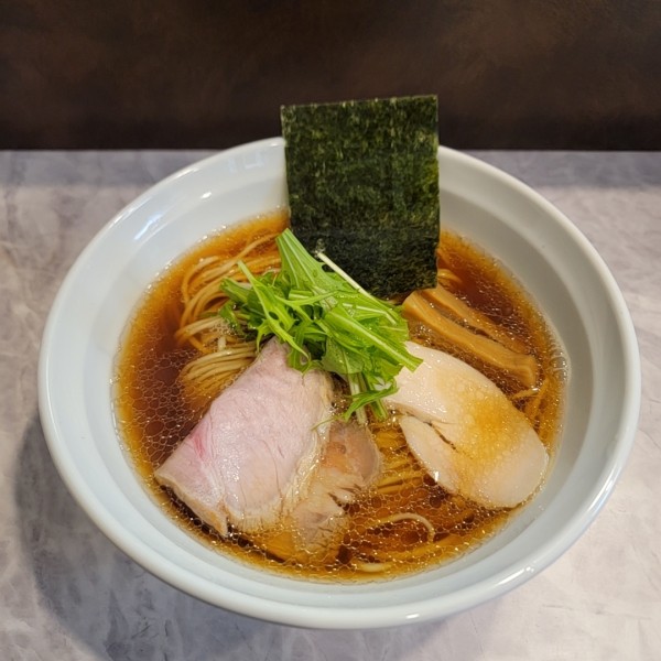 「醤油らーめん」@麺響万蕾の写真