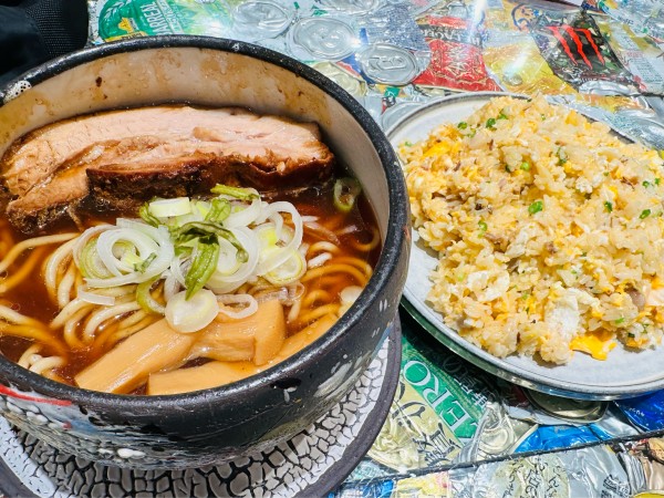 「薬膳ラーメン 黒 他 1,958円」@人類みな麺類と焼き飯店の写真