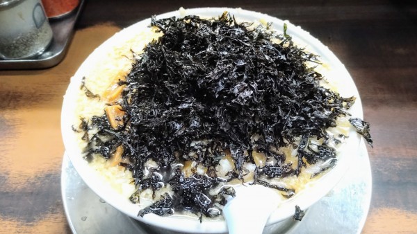 「岩のりらーめん(中油･硬め)」@らーめん潤 蒲田店の写真