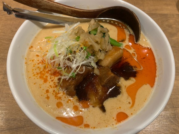 「角煮坦々麺」@名驛式担々麺 しゃち福の写真