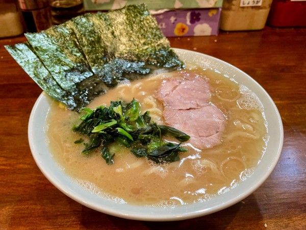 「サッポロ黒生 ＋ キャベチャー → ラーメン（薄め・柔め）」@洞くつ家の写真