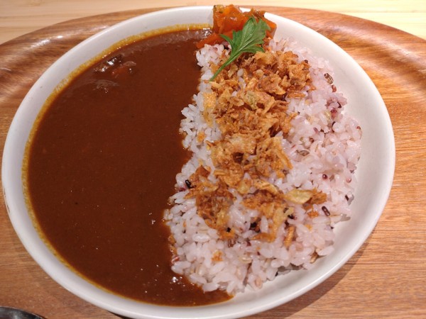 「アウトドアビーフカレー　１５１８円」@Snow Peak Cafeの写真