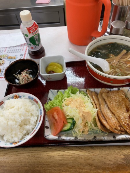 「豚ロース焼肉定食（ハーフラーメン）　1500円」@花ぜん 本店の写真