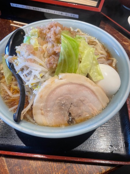「二郎系ラーメン大盛りプラス半玉 味玉トッピング」@自家製麺ラーメン 裕喜庵の写真