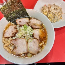ラーメン＋チャーハンセット1200円＋チャーシュートッピング200円