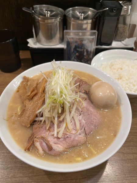 「味玉チャーシュー味噌ラーメン　もやし少なめ」@味噌麺処 田坂屋の写真