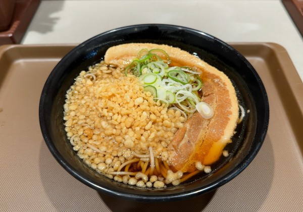 「ほろほろ肉そば(720円)」@名代 富士そば 赤坂店の写真