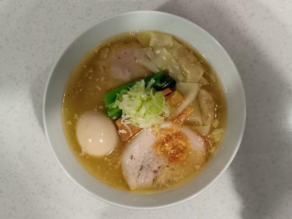「特製塩らぁ麺」@ラーメン星印の写真