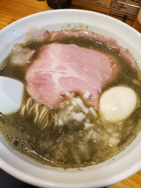 「味玉煮干しラーメン９８０円」@煮干らーめん 紫乱の写真