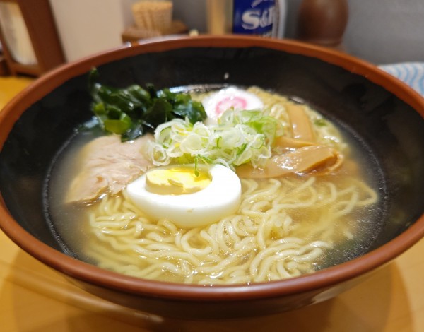 「蛤ラーメン」@名代 富士そば 秋葉原店の写真