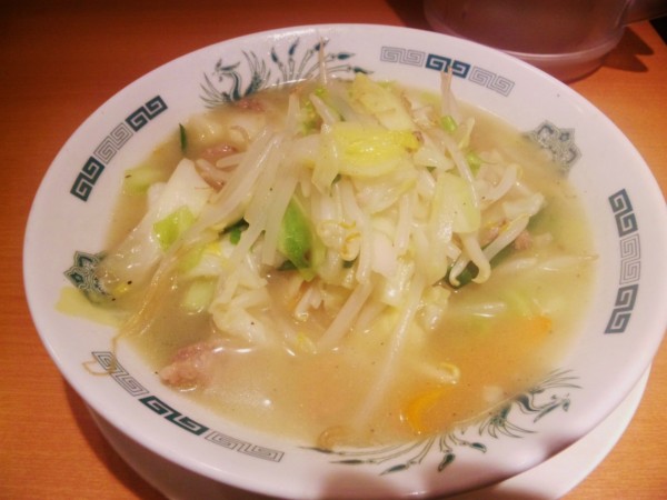 「野菜たっぷりタンメン（麺少なめ）」@日高屋 久米川駅南口店の写真