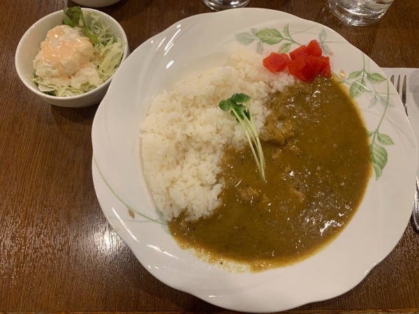 「チキンカレーセット 1350円」@シルエットの写真