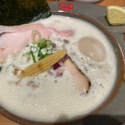 鳥白湯ラーメンスペシャル