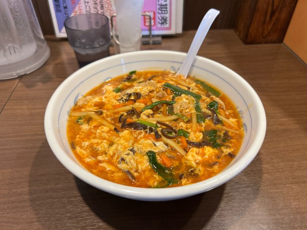 「酸辣湯麺2辛」@福しん 大久保駅前店の写真