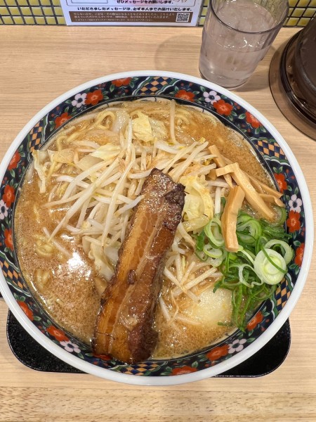 「角煮味噌ラーメン大盛り」@五穀みそらーめん 味噌屋蔵之介 所沢けやき台店の写真